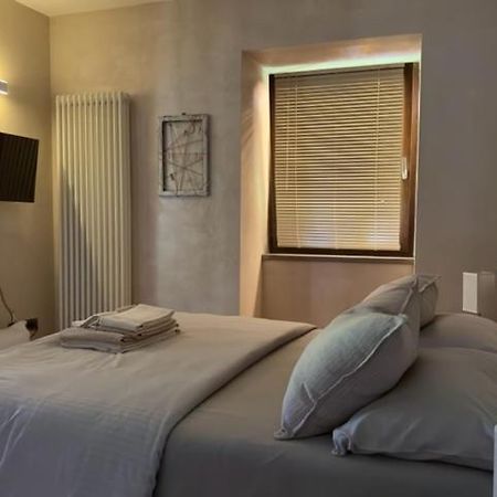 Appartement Alloggio Turistico Molu à Gavazzo Nuova Extérieur photo